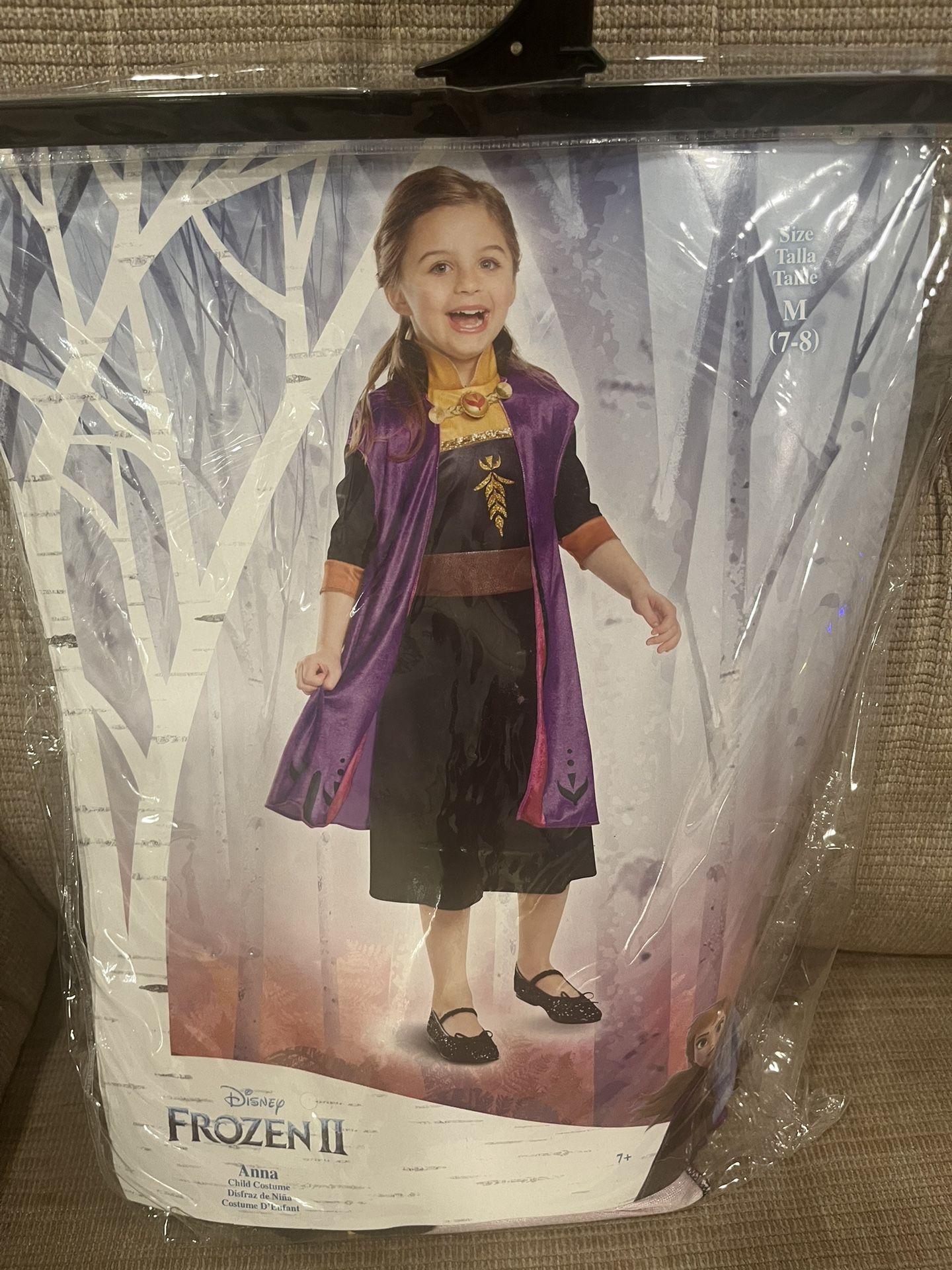 Ana Costume
