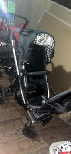2005 UPPAbaby Vista W/ Second Seat Attachment