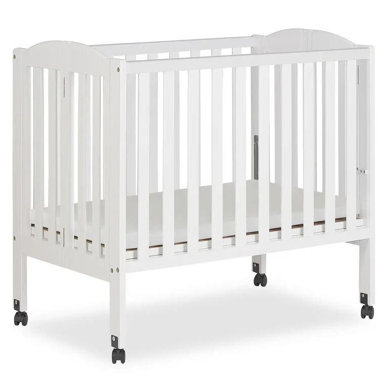 Dream On Me 2-in-1 Folding Portable Mini Crib in White, Mattress Pad Included, Easy to Fold and Store Baby Crib, Two Adjustable Mattress Height positi