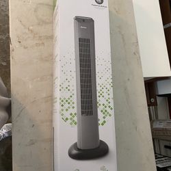 Holmes tower Fan 32”