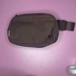 Lululemon Belt bag 