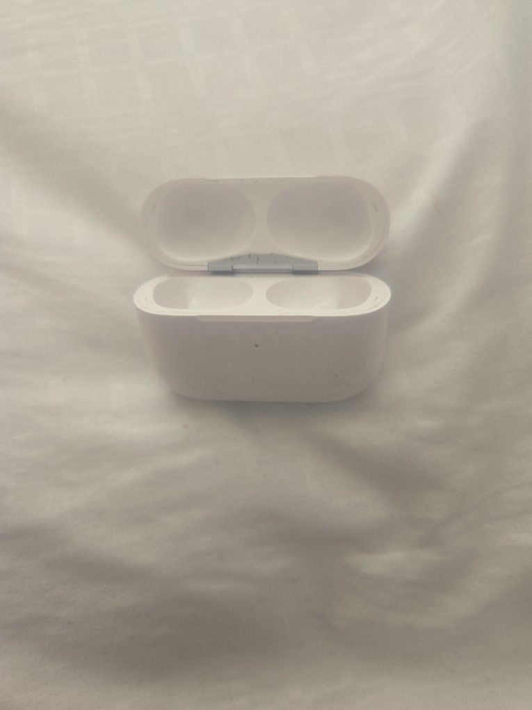 AIRPODS PRO 1ST GEN CASE ONLY