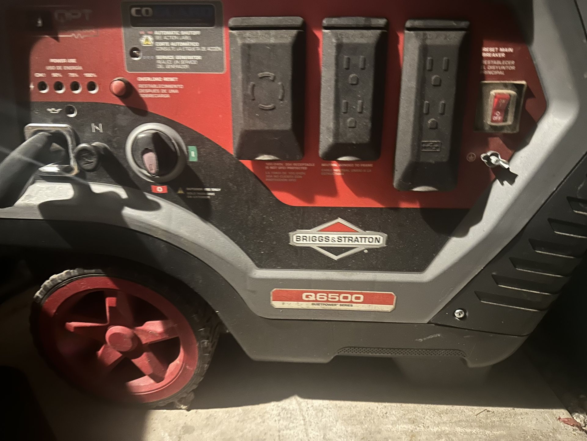 Briggs And Stratton Quiet Master 6500 for Sale in Mesa, AZ OfferUp