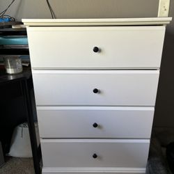 4 Drawer Dresser 