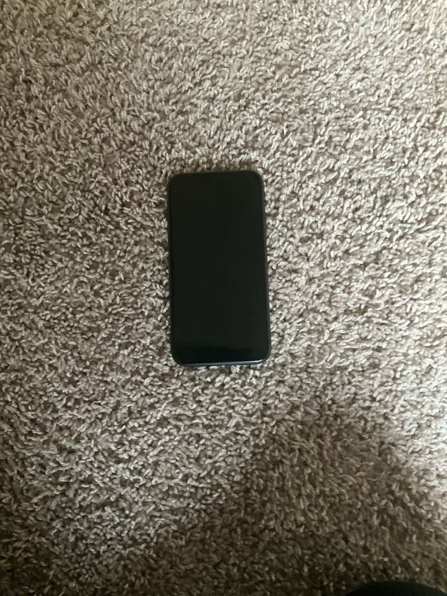 iPhone 11 (Cash Only!)