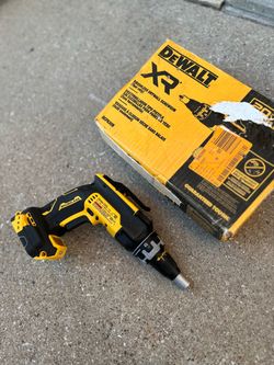 DeWalt XR Brushless Drywall Screwgun DCF630B