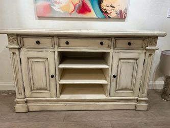 Potato barn hutch