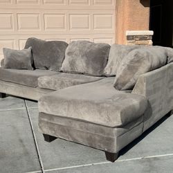 2-piece grey Sectional