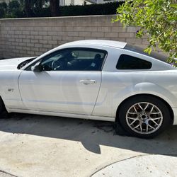 2006 Mustang Gt Part Out