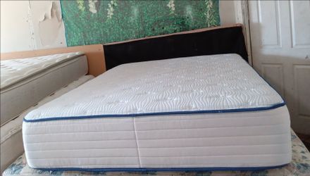 Queen Size Mattress (Colchón Queen Size)