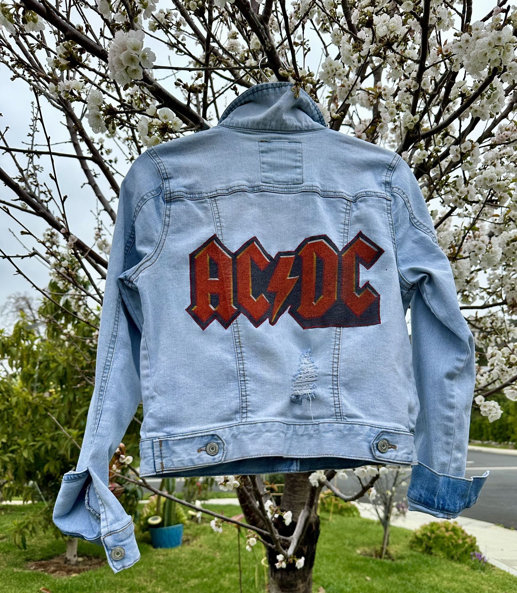Women’s AC/DC Small Mudd Jean Jacket