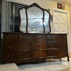 Solid Wood 9 Drawer Dresser With Mirror & Upright Chest