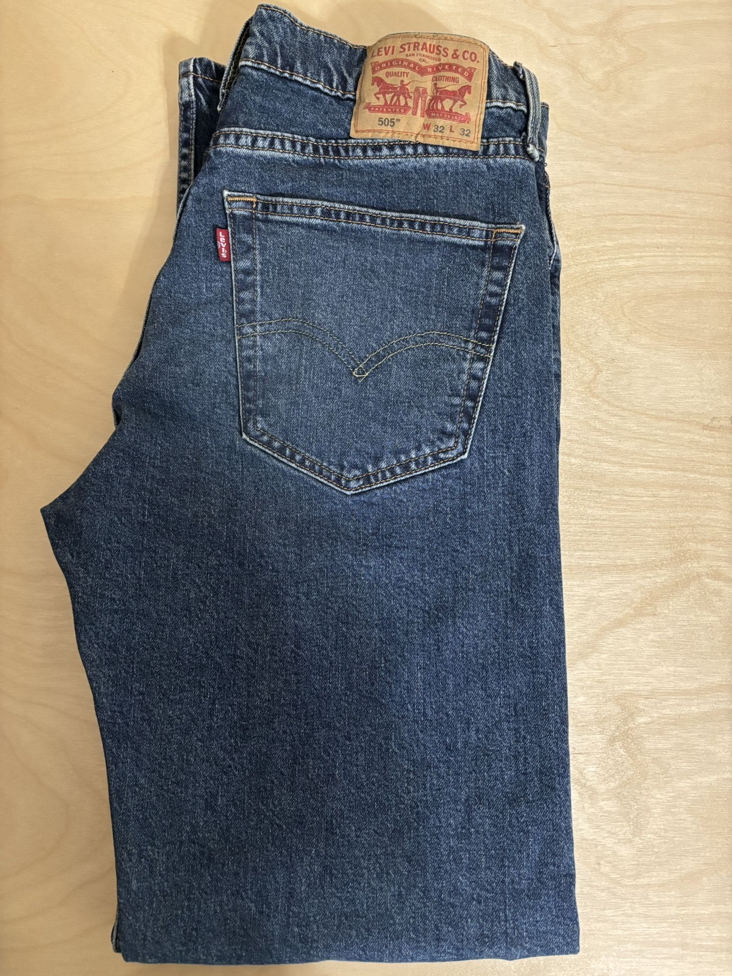Men’s Levi’s 505 Size 32x32 ( Great Condition) 