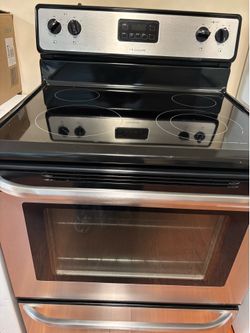 Frigidaire Electric Range Stove with Glass Cooktop