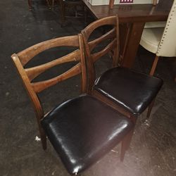 4 Mcm Chairs 