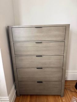 Modern 5-Drawer Grey Wood Dresser