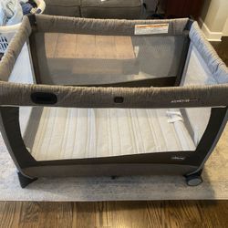 Pack N Play 