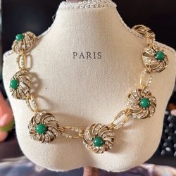 Retro necklace