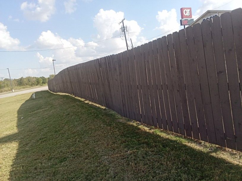 Used Privacy Fence Almost New And Painted