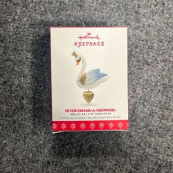 2017 Hallmark 12 Days Of Christmas Ornament