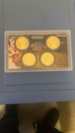 2010 United States Mint Presidential $1 Coin Proof Set.