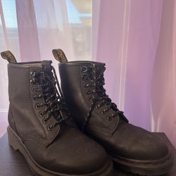 Fleece Lined Dr Martens 