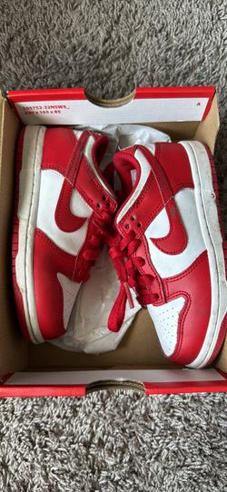 Nike low size 10.5c