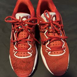 kd 15 university red 