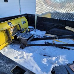John Deer Snow Plow. 100 Series