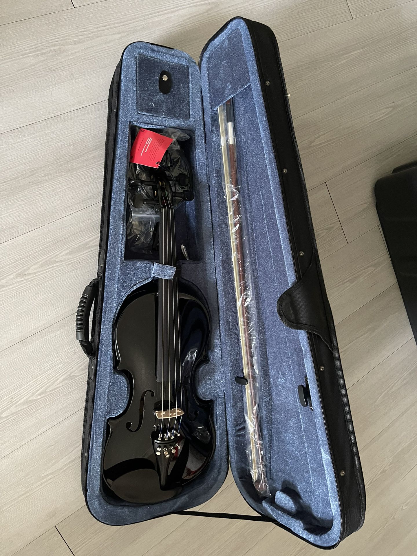 Cecilio Solid Wood Electric Violin 