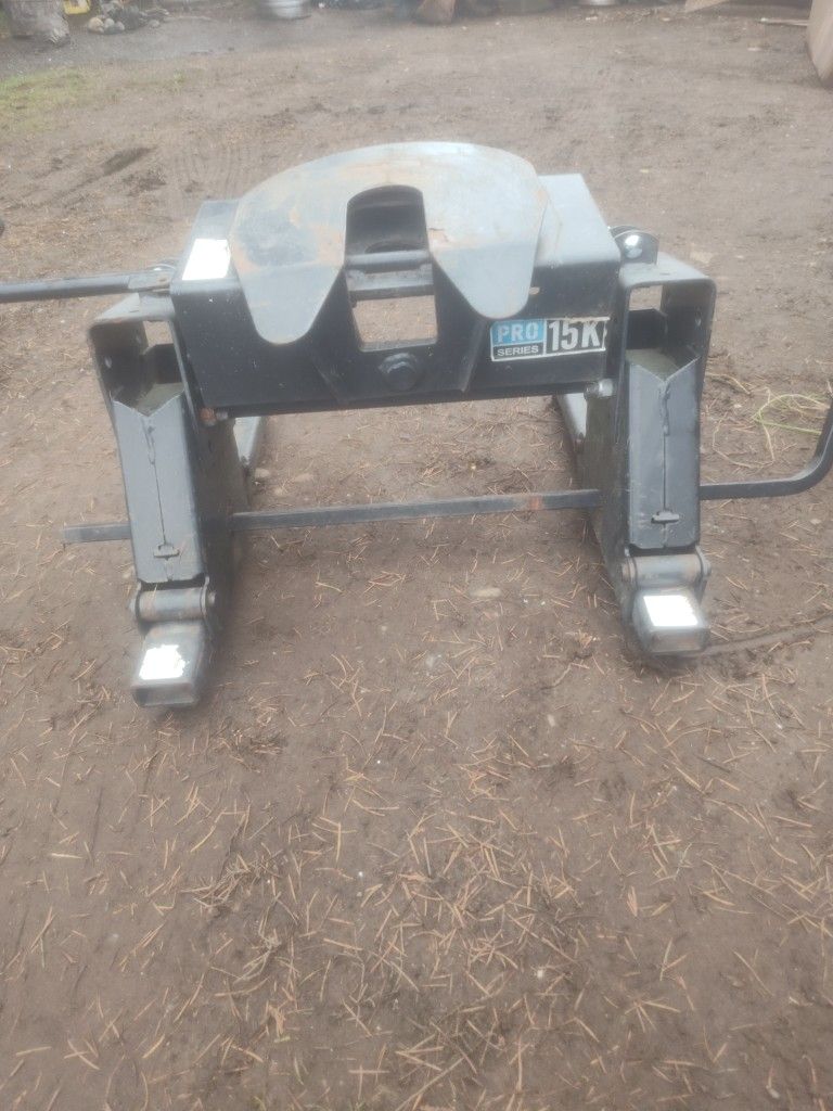 Fifth Wheel Hitch Pro Series 15k 