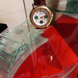 America "Sport" Tri Dial Wristwatch ⌚️  (Genuine Leather Band)
