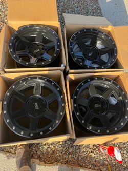Black dirty life wheels 17”  ford f150 raptor