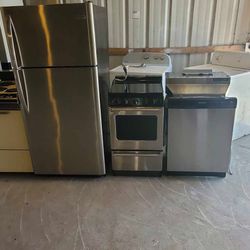 24” Stove And Kitchen Set
