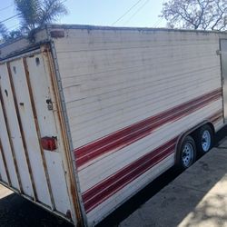 VINTAGE TRAILER!! CLEAN TITLE ...6500$ OBO