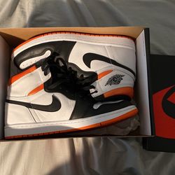 Jordan 1 Retro Electro Orange