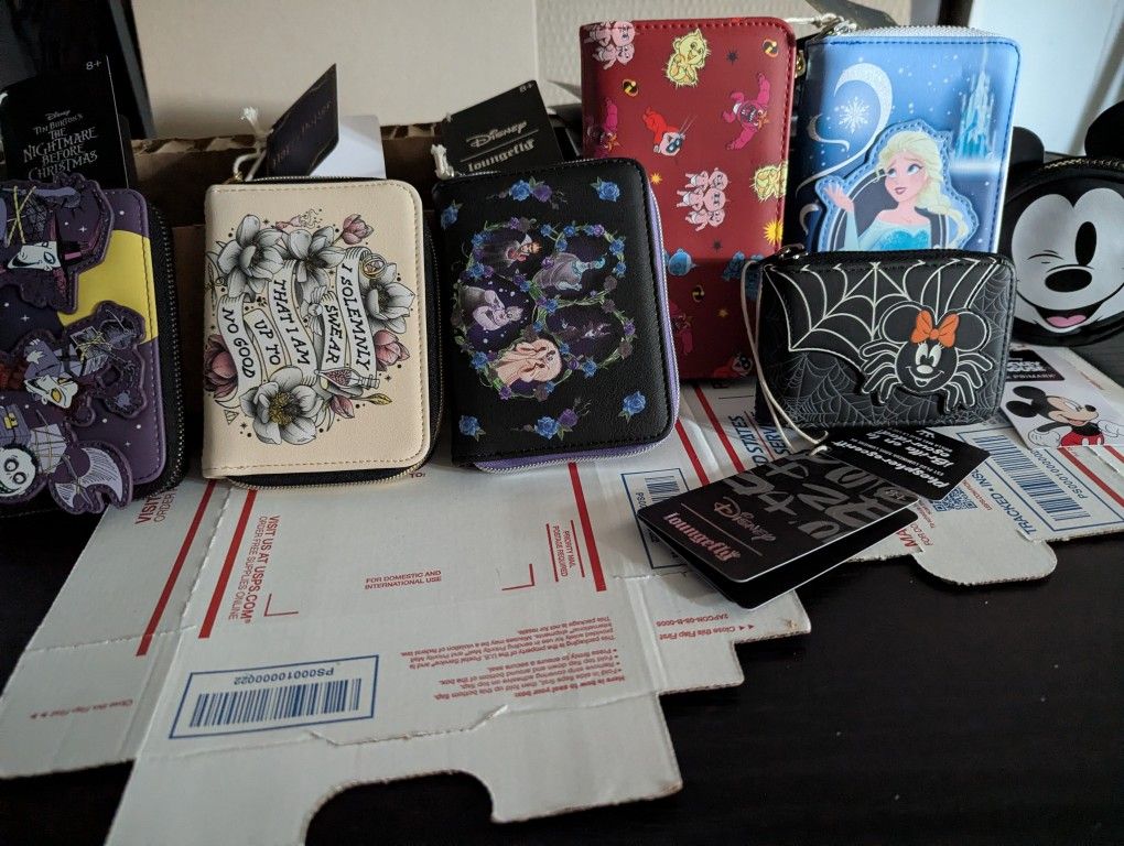 Loungefly Wallets 