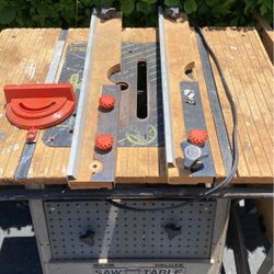 Deluxe Saw Table