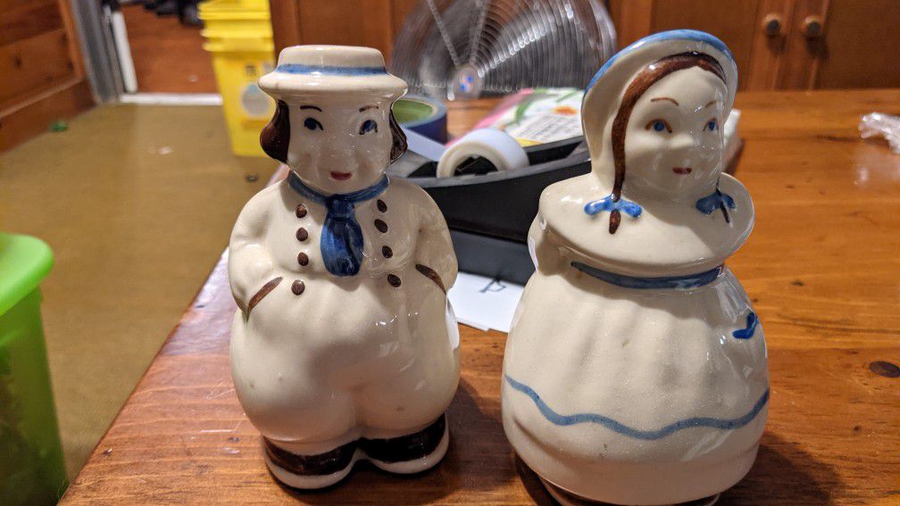 Jack and Jill salt and pepper shakers