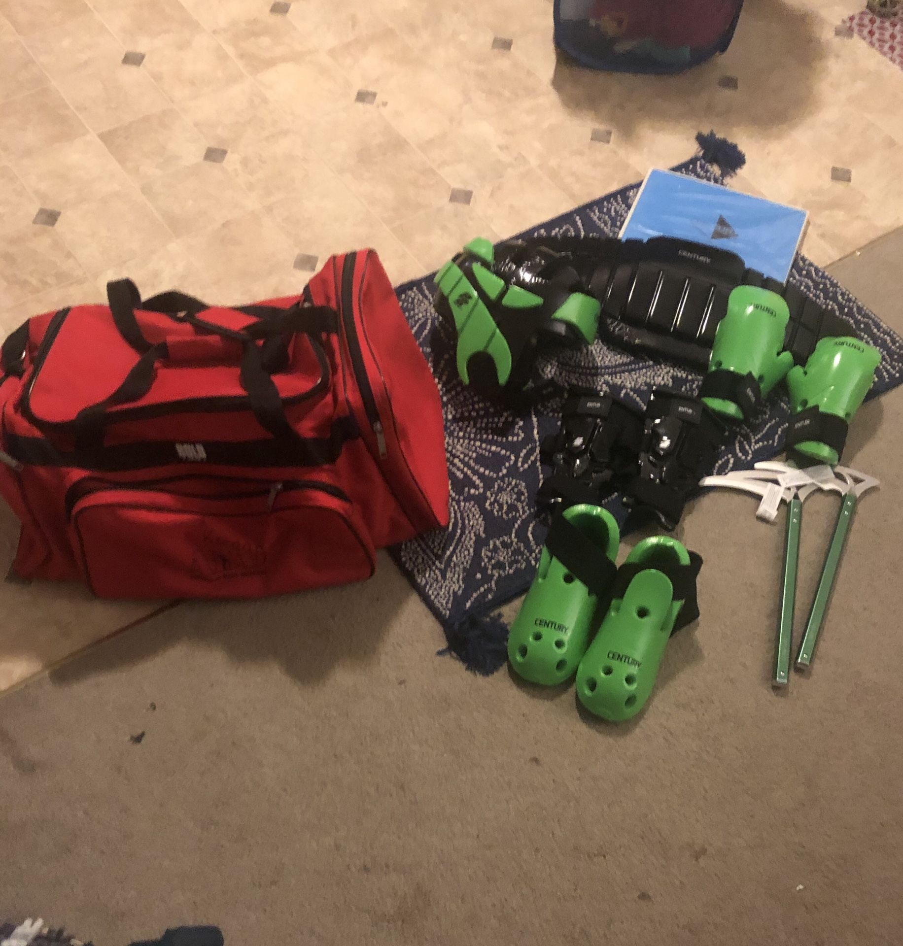 Karate Gear BARELY USED/ youth