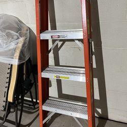 Lynn 4 Foot 1A Industrial Step Ladder
