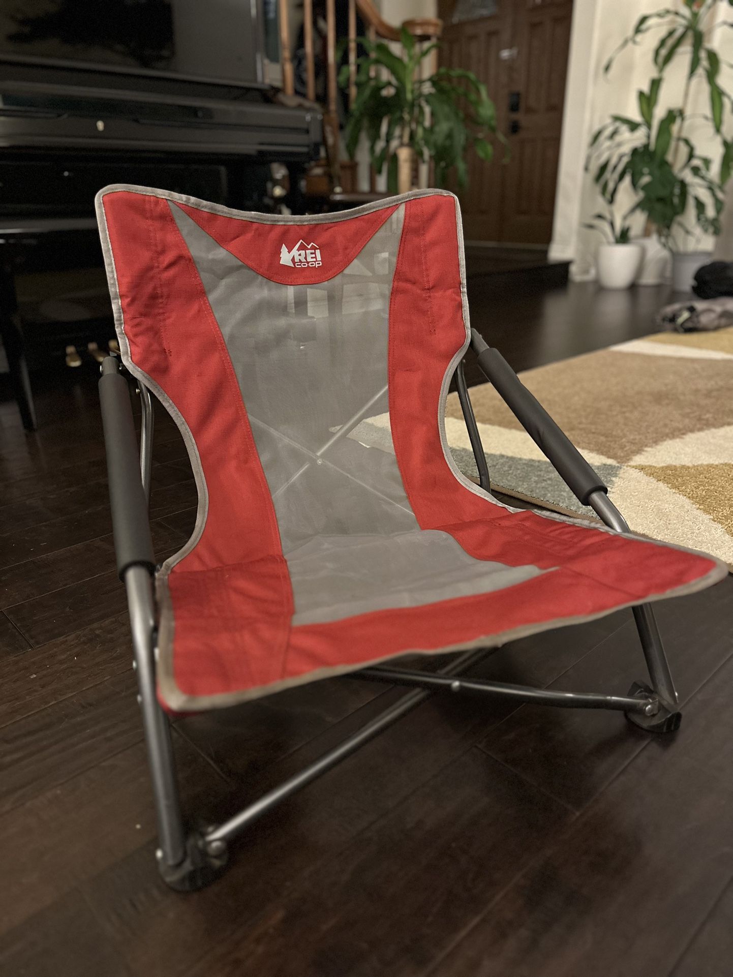 Rei Stowaway Low Chair atelieryuwa.ciao.jp