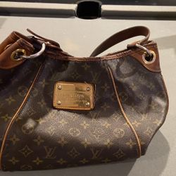 Authentic Louis Vuitton Galleria Bag 