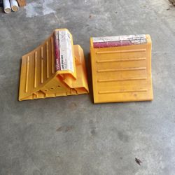 Wheel Chocks 