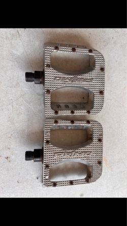PR1mo pedals 9/16 old school