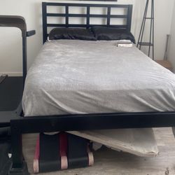 Full Size Bed Frames Only Right Side Rail Hook Needs To Be Replaced