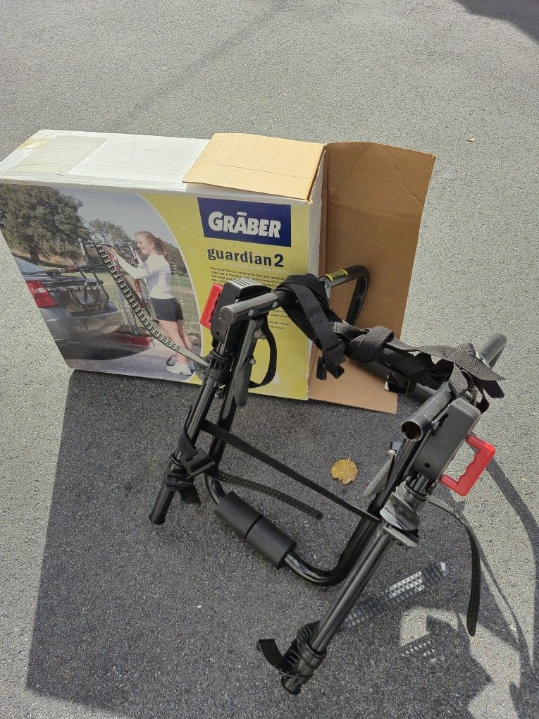 CAR BIKE RACK/ NOT FREE GIVE OFFER