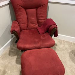 Dutalier rocking Chair With Ottoman 