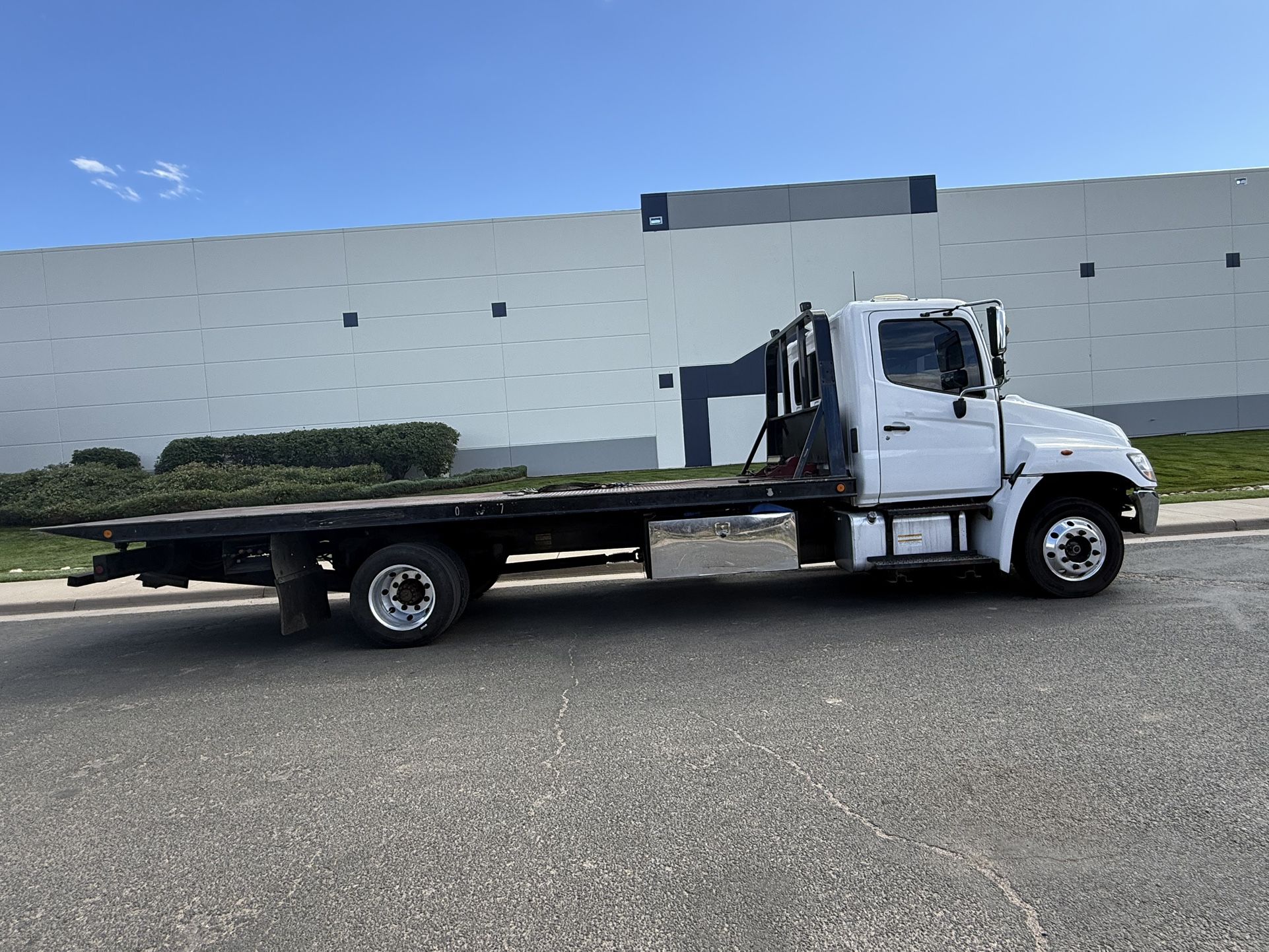 2010 Hino 258