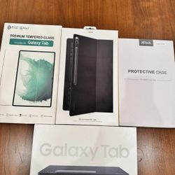 Samsung Galaxy Tab S10 Ultra 512GB Moonstone Gray - Book Cover Keyboard Bundle
